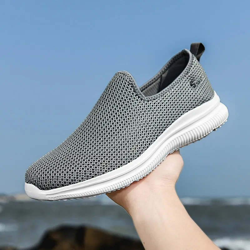 2022 Summer Breathable Man Sneaker Fashionable Running Vulcanize Shoe Mesh Sports Flat Men Loafers Zapatillas Hombre Plus Couple