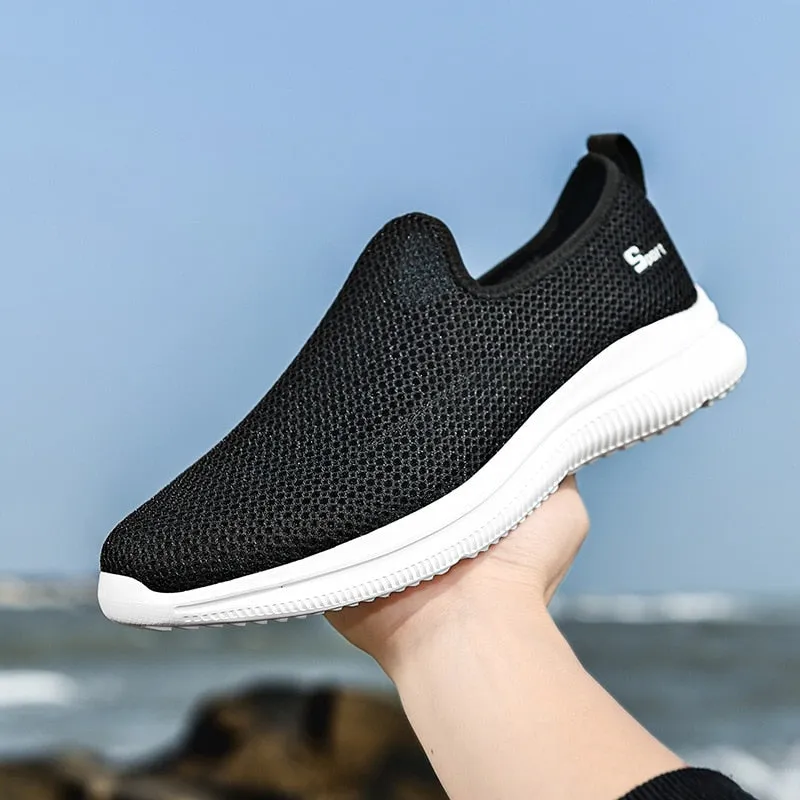 2022 Summer Breathable Man Sneaker Fashionable Running Vulcanize Shoe Mesh Sports Flat Men Loafers Zapatillas Hombre Plus Couple