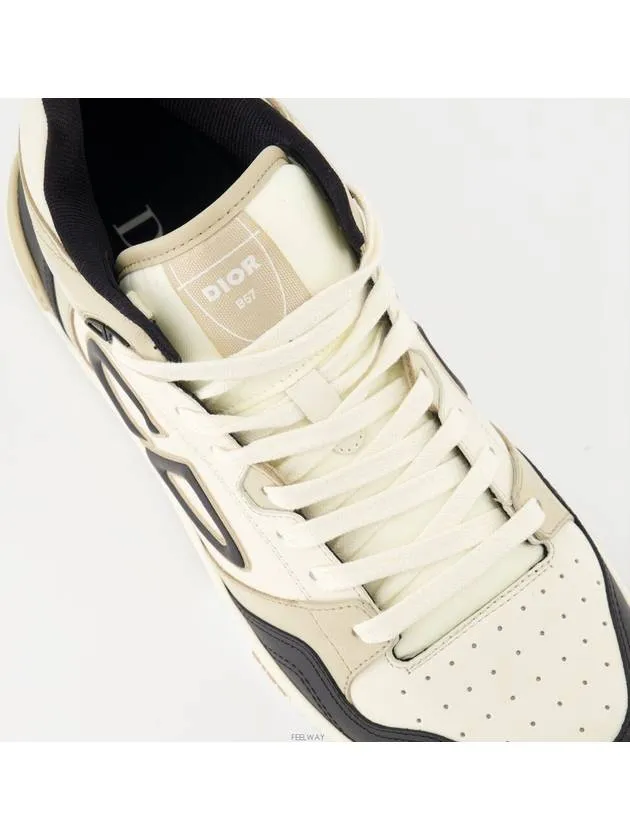 B57 Low Top Sneakers