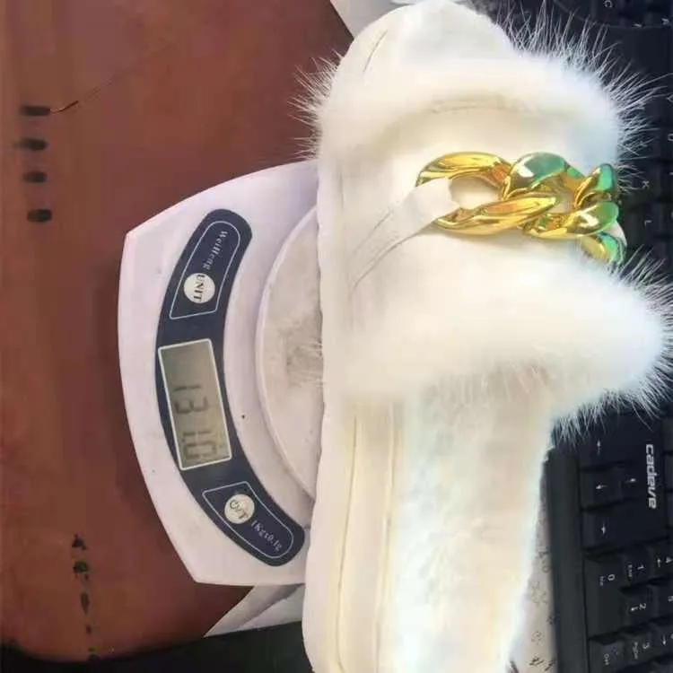 Boss Lady Comfy Fur And Cain Designed Slide Slipper - Whilte