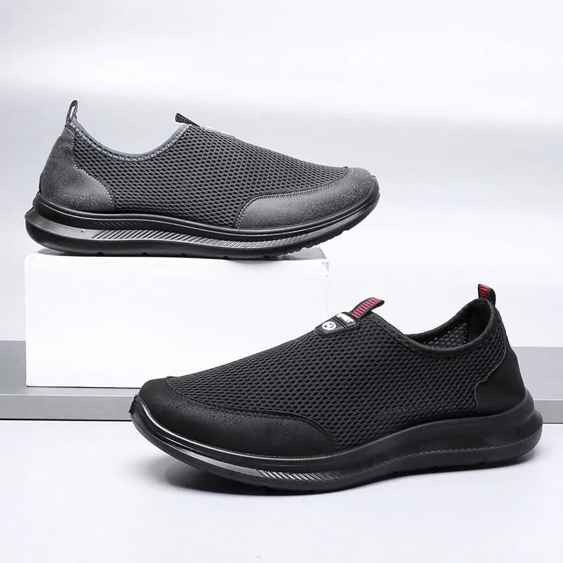 Breathable Men Loafers Slip-on Mens Driving Shoes Summer Causal Shoes New Men&#39;s Peas Shoes With Hole British Sneakers for Man