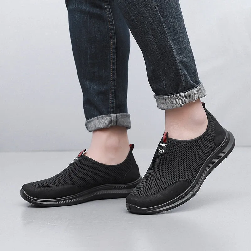 Breathable Men Loafers Slip-on Mens Driving Shoes Summer Causal Shoes New Men&#39;s Peas Shoes With Hole British Sneakers for Man