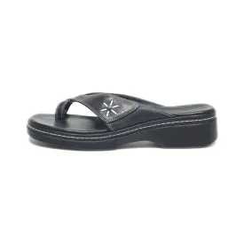 Clarks Flip Flops Leather Black Colour For Women