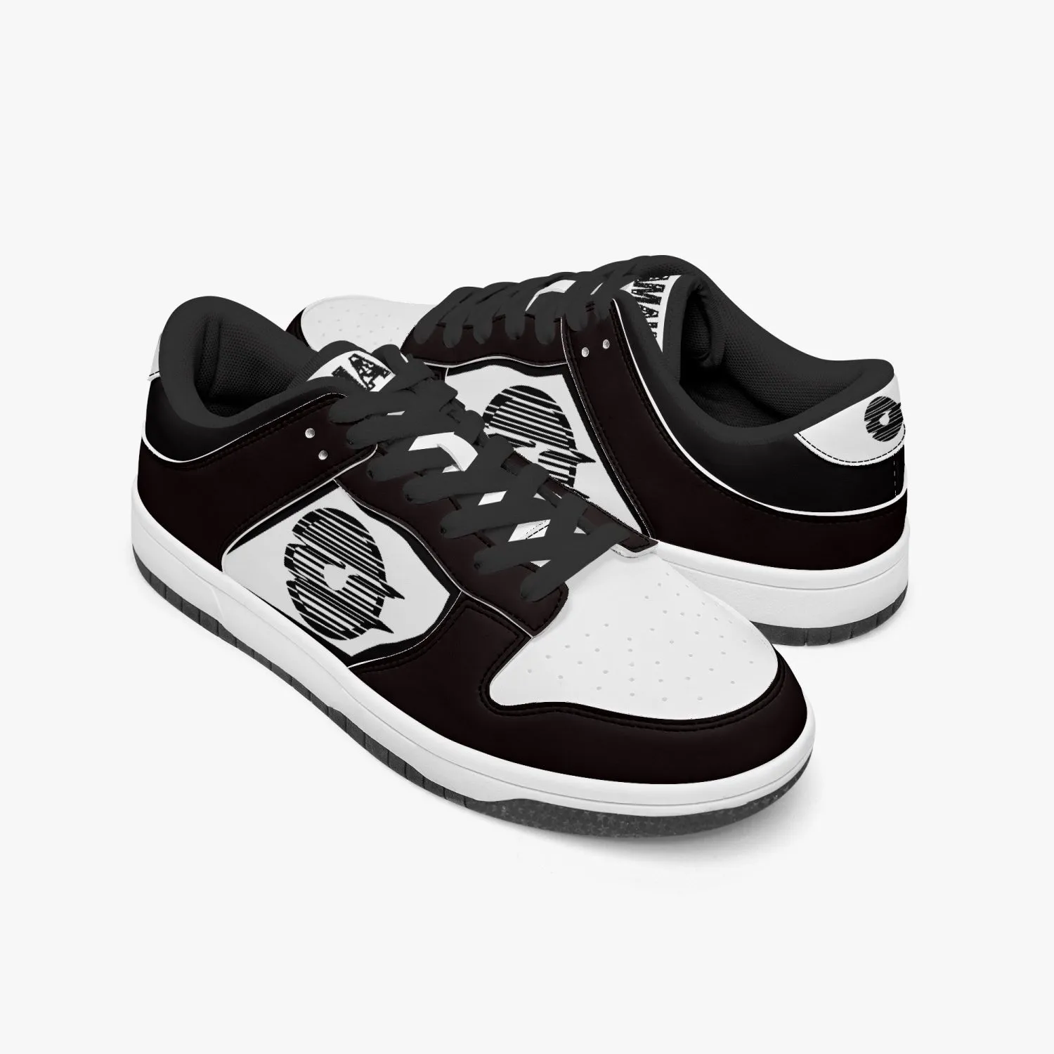 Dunk Stylish Low-Top Leather Sneakers Black