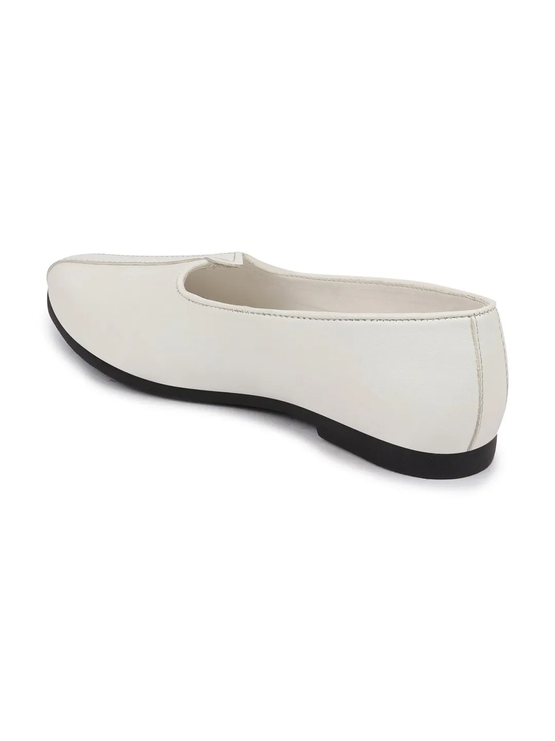 Men Ethnic White Slip On Juttis and Mojaris