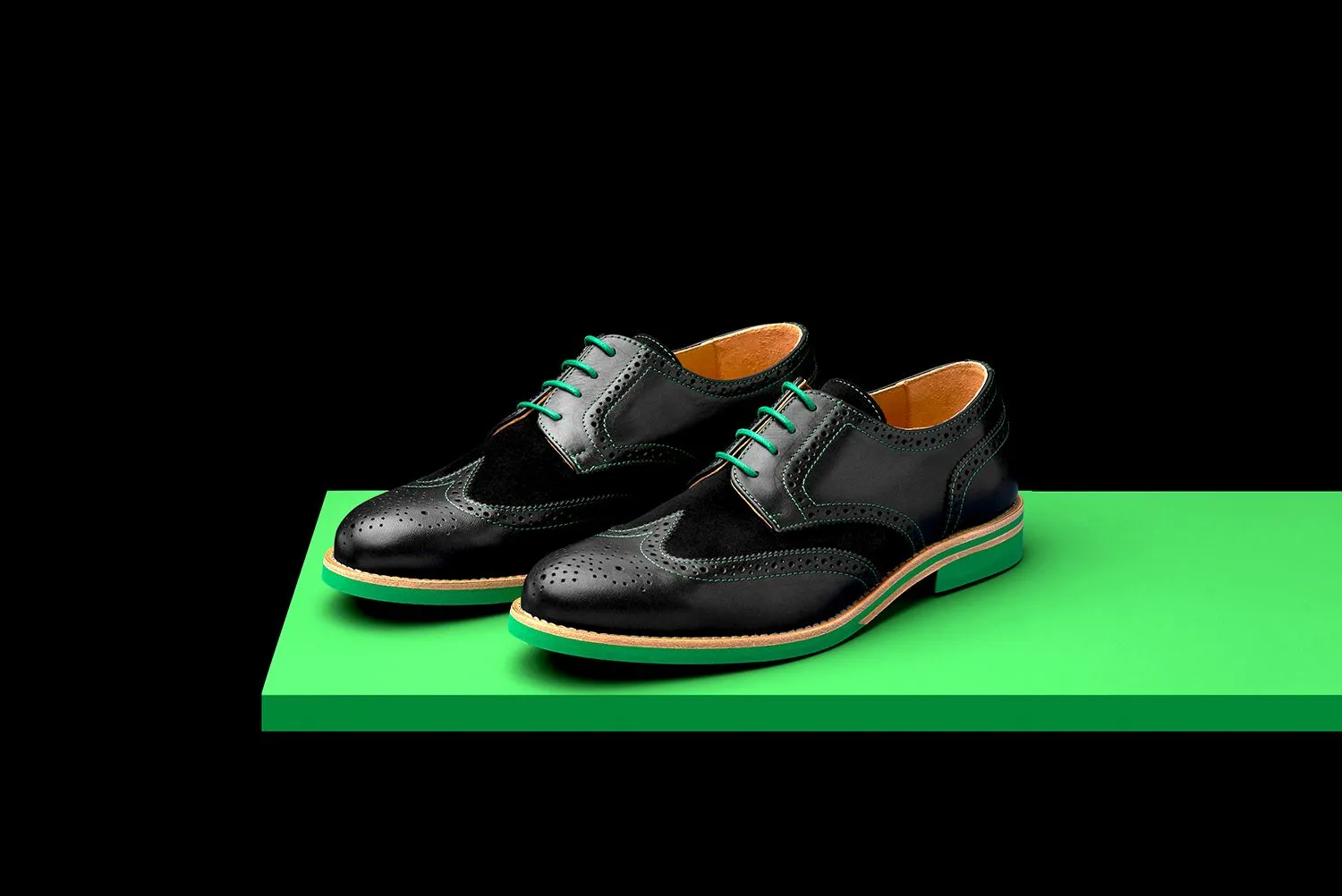 Mens Black & Green Leather Wingtip Dress Shoes