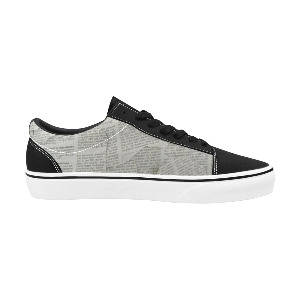 Men's Newspaper cuttings Monochrome Print Low Top Canvas Shoes