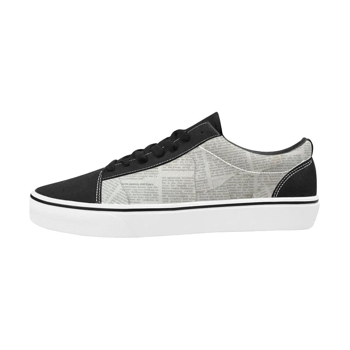 Men's Newspaper cuttings Monochrome Print Low Top Canvas Shoes