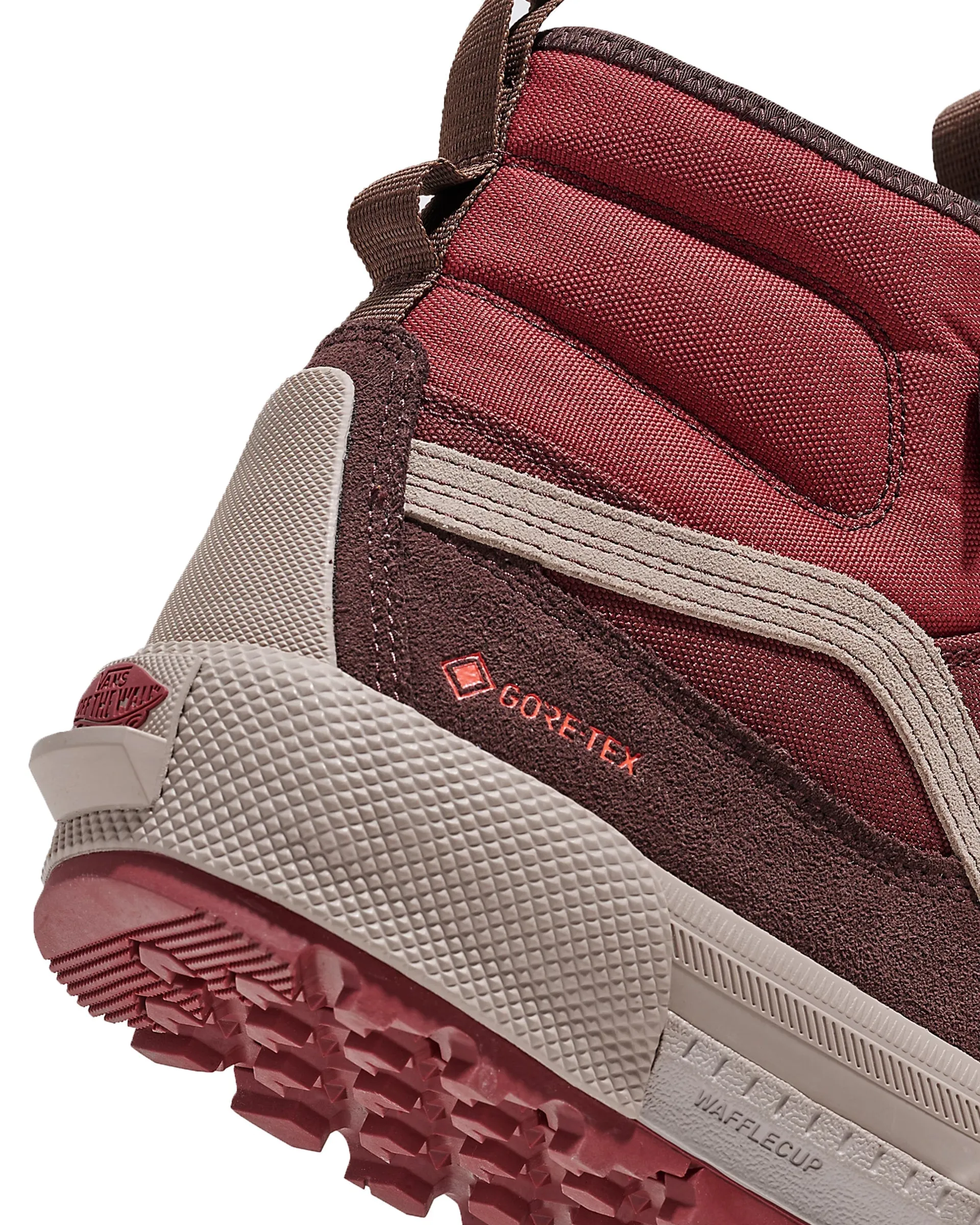 MTE Sk8-Hi Gore-Tex Insulated Shoes