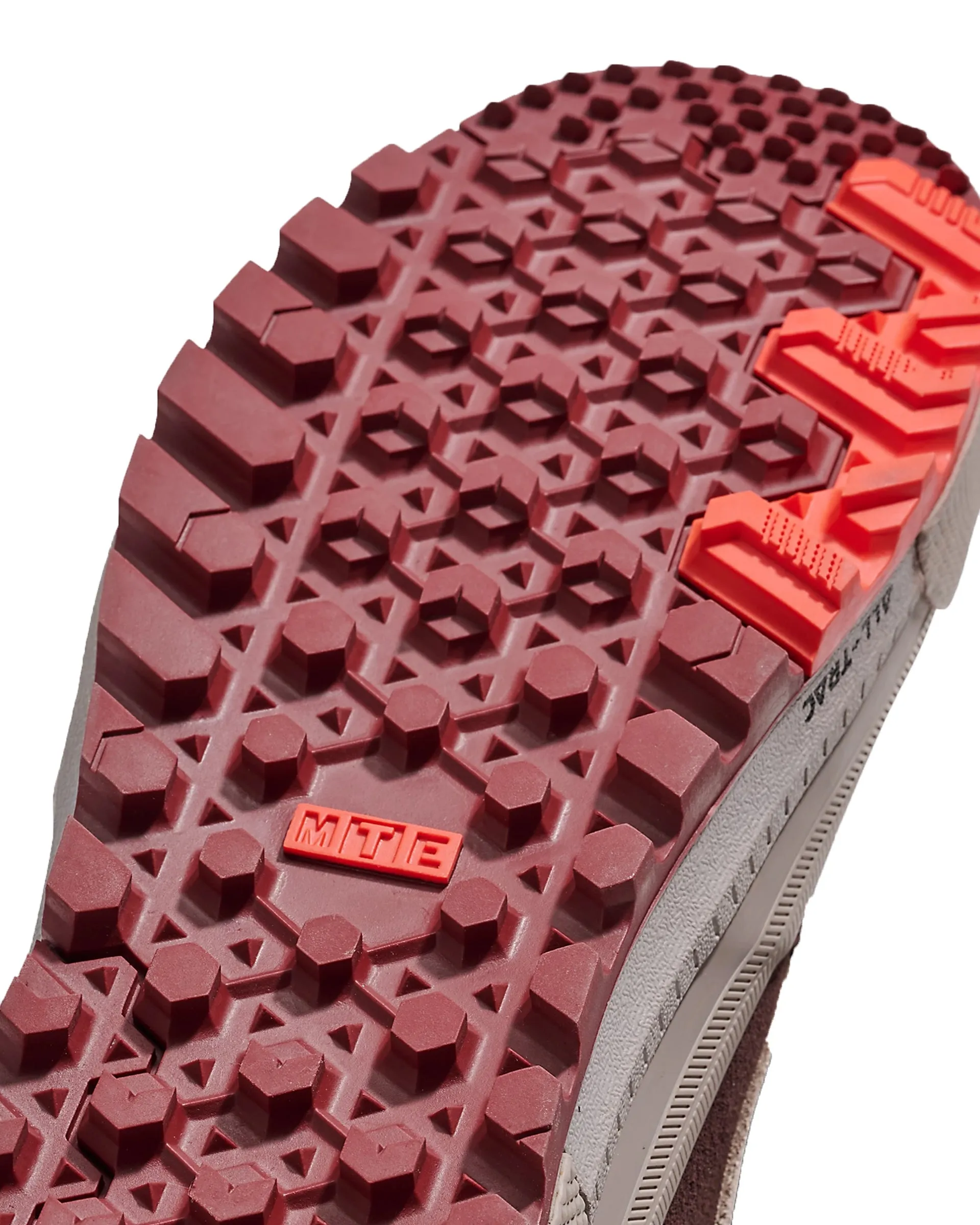 MTE Sk8-Hi Gore-Tex Insulated Shoes