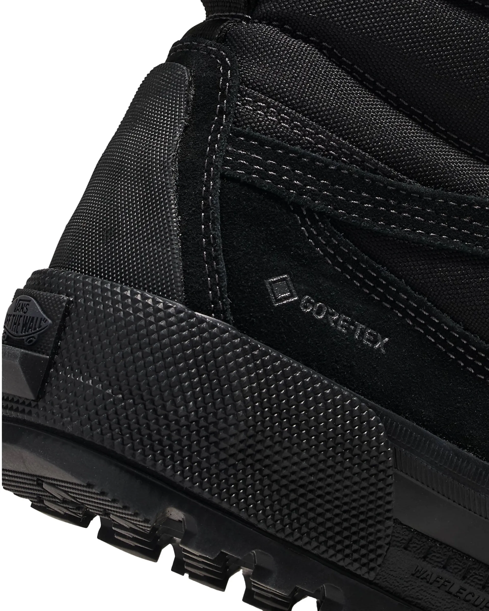 MTE Sk8-Hi Gore-Tex Insulated Shoes