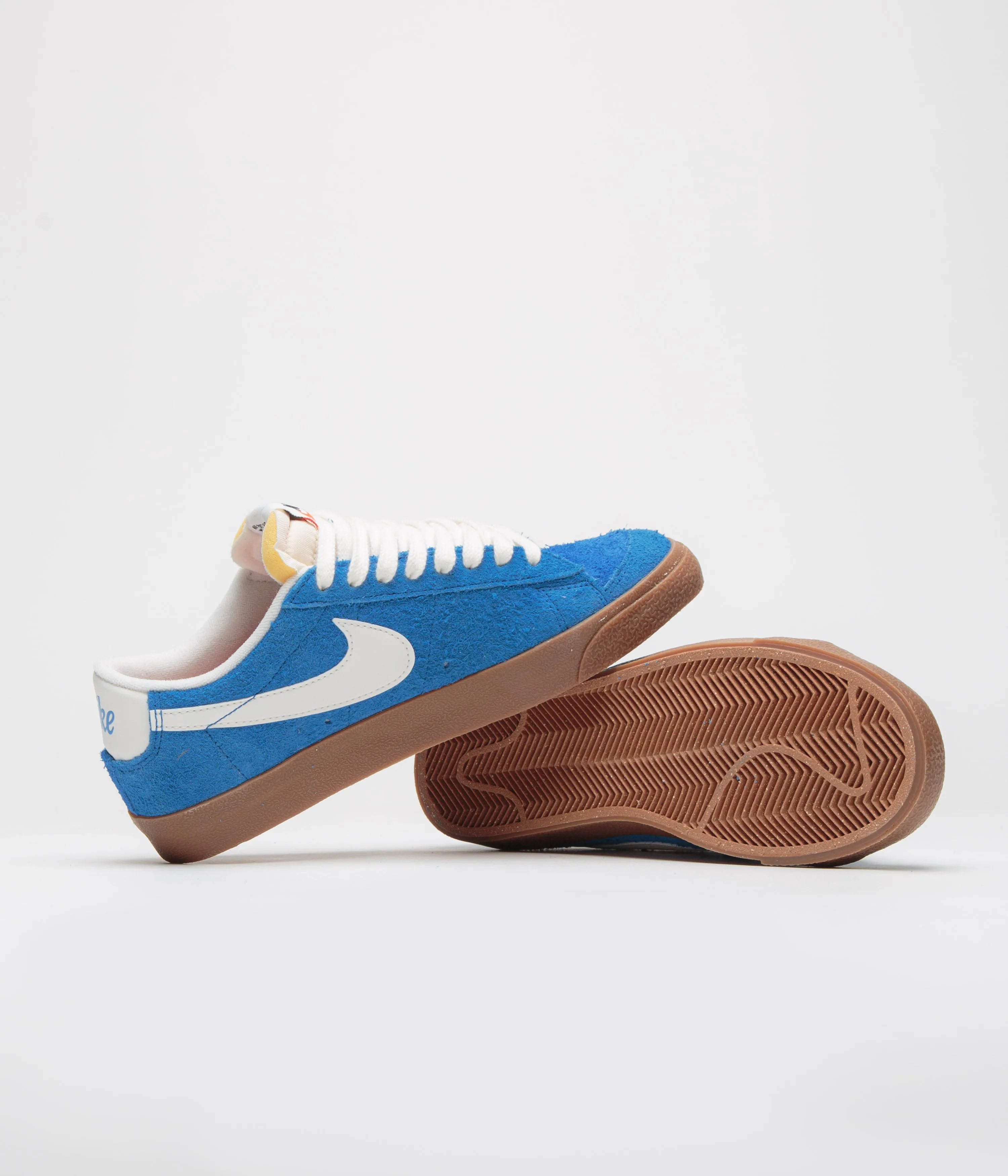 Nike Womens Blazer Low '77 Vintage Shoes - Photo Blue / Sail - Gum Med Brown - Black