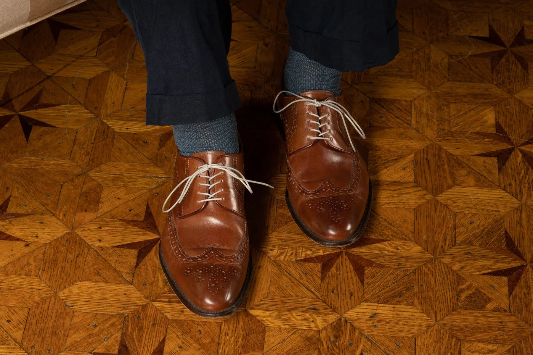 Round Medium Gray Waxed Cotton Shoelaces