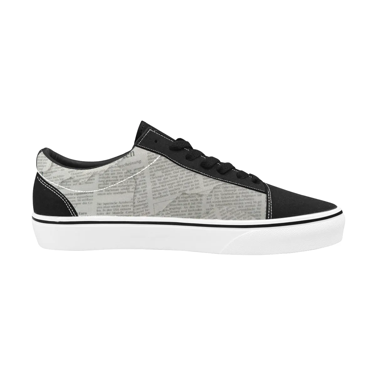 Women's Big Size Monochrome Newspaper Cuttings Print Low Top Canvas Shoes