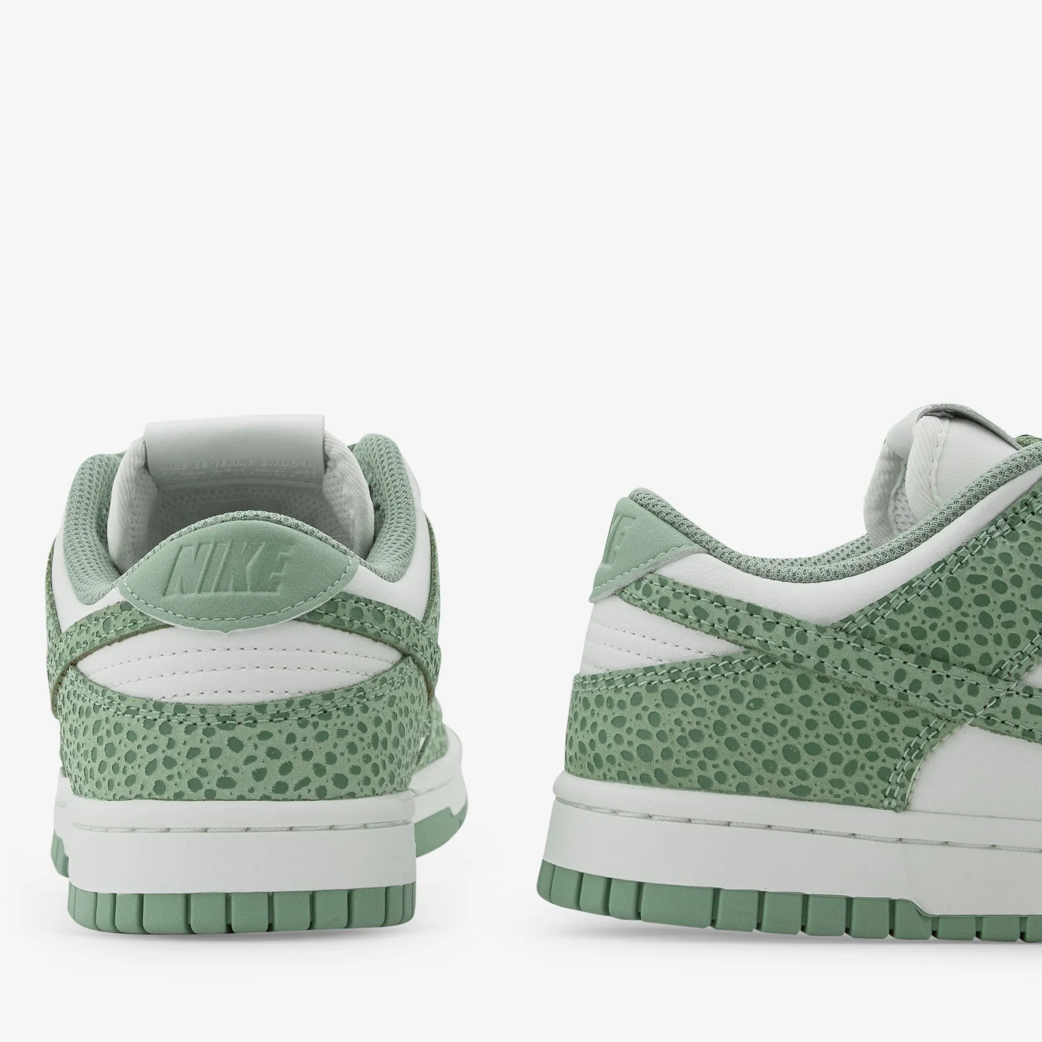 Women's Dunk Low Premium Oil Green | Treeline | Sail | Oil Green